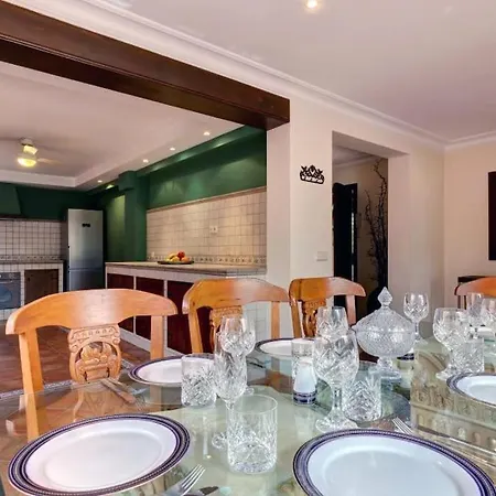 Traditional Spanish Near Puerto Banus * マルベーリャ