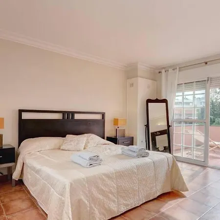 Villa Traditional Spanish Near Puerto Banus Marbella