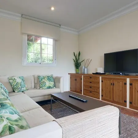 Traditional Spanish Near Puerto Banus Villa *