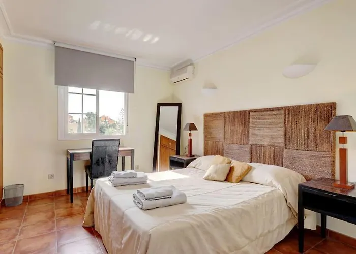 Traditional Spanish Near Puerto Banus Villa