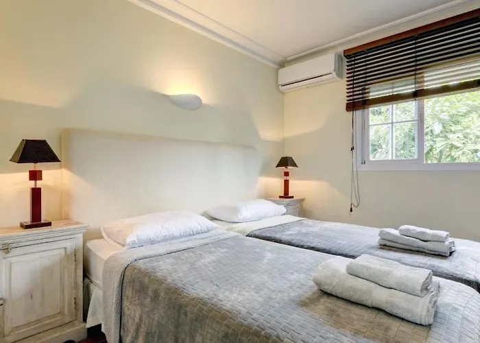 Villa Traditional Spanish Near Puerto Banus *