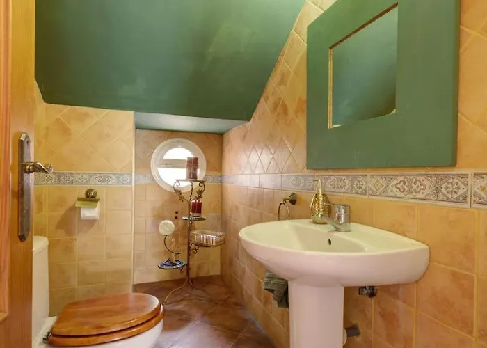 Traditional Spanish Near Puerto Banus * Marbella