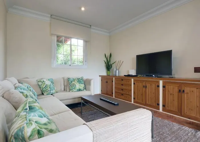 Traditional Spanish Near Puerto Banus Villa *