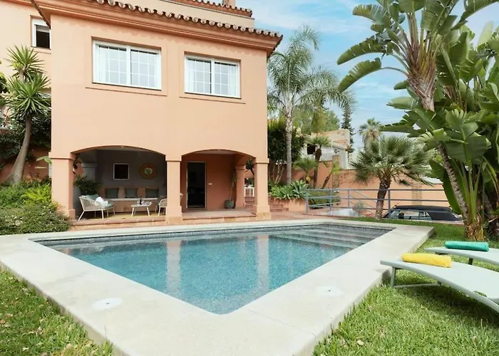 Traditional Spanish Near Puerto Banus Villa Marbella